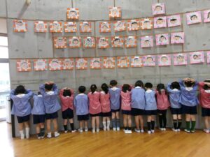 年長組と一緒にご飯を食べよう！　【年長組】・【年少、ひよこ組】