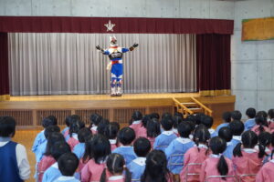 ご当地ヒーロー「ジコンナ」が来たよ♪